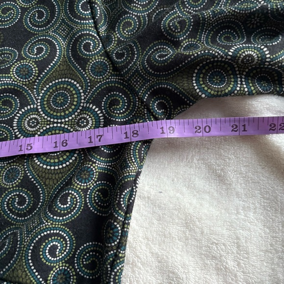 Prana Black & Green Patterned Long Sleeve Wrap Style V-Neck 3/4 Sleeve Dress - Picture 13 of 16